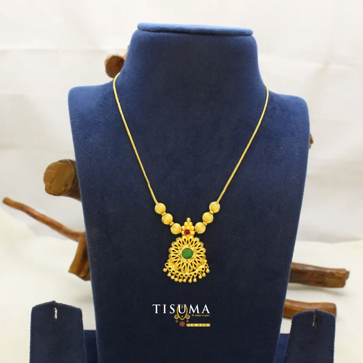 Traditional South Indian Gold Plated Floral Mandala Motif Kemp Stone Pendant with Fluted Gold Beads and Chain for Women